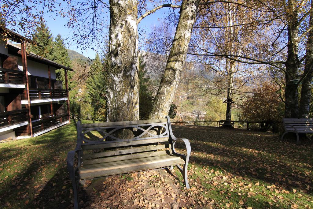 Hotel Panorama Cavalese Exteriör bild